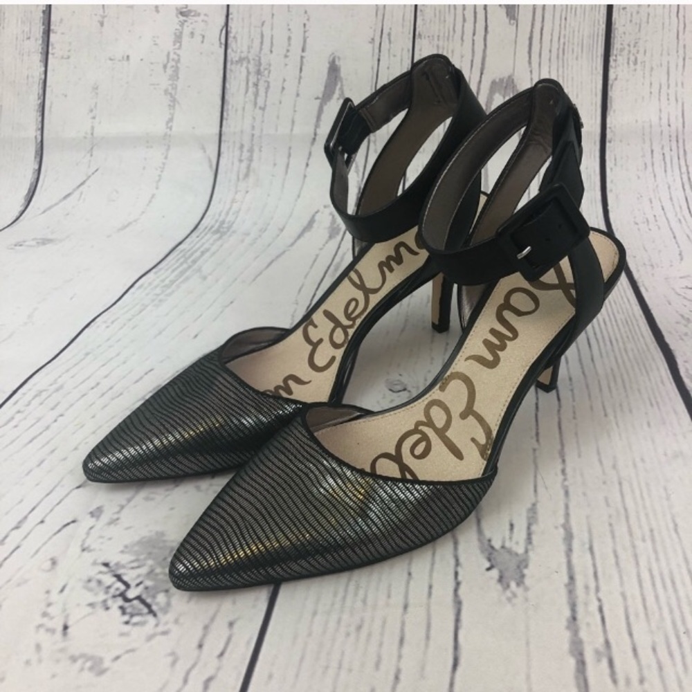 Sam Edelman Oakala ankle strap pump black